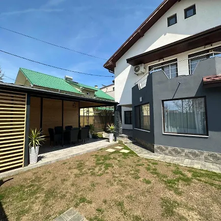 Homestay Casa Erty *