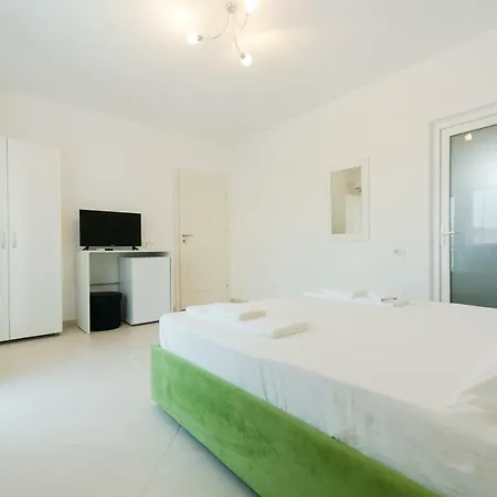 Casa Erty Gazde/Camere de închiriat *