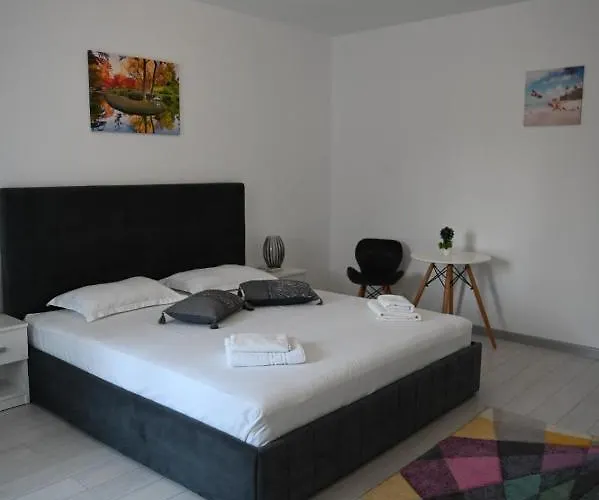 Casa Erty Homestay *